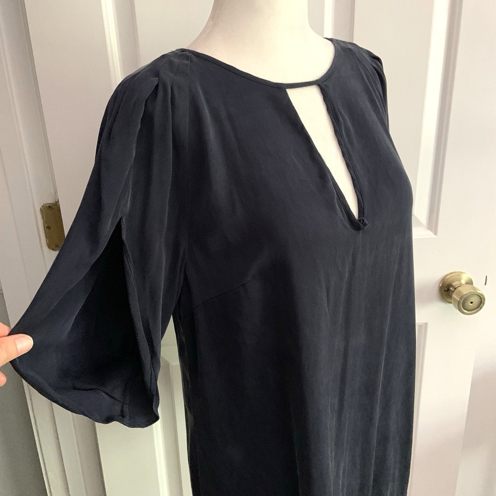 Lewit Black Silk Top Keyhole V Neck Slit Puff Short Sleeves Zipper Back Sz M